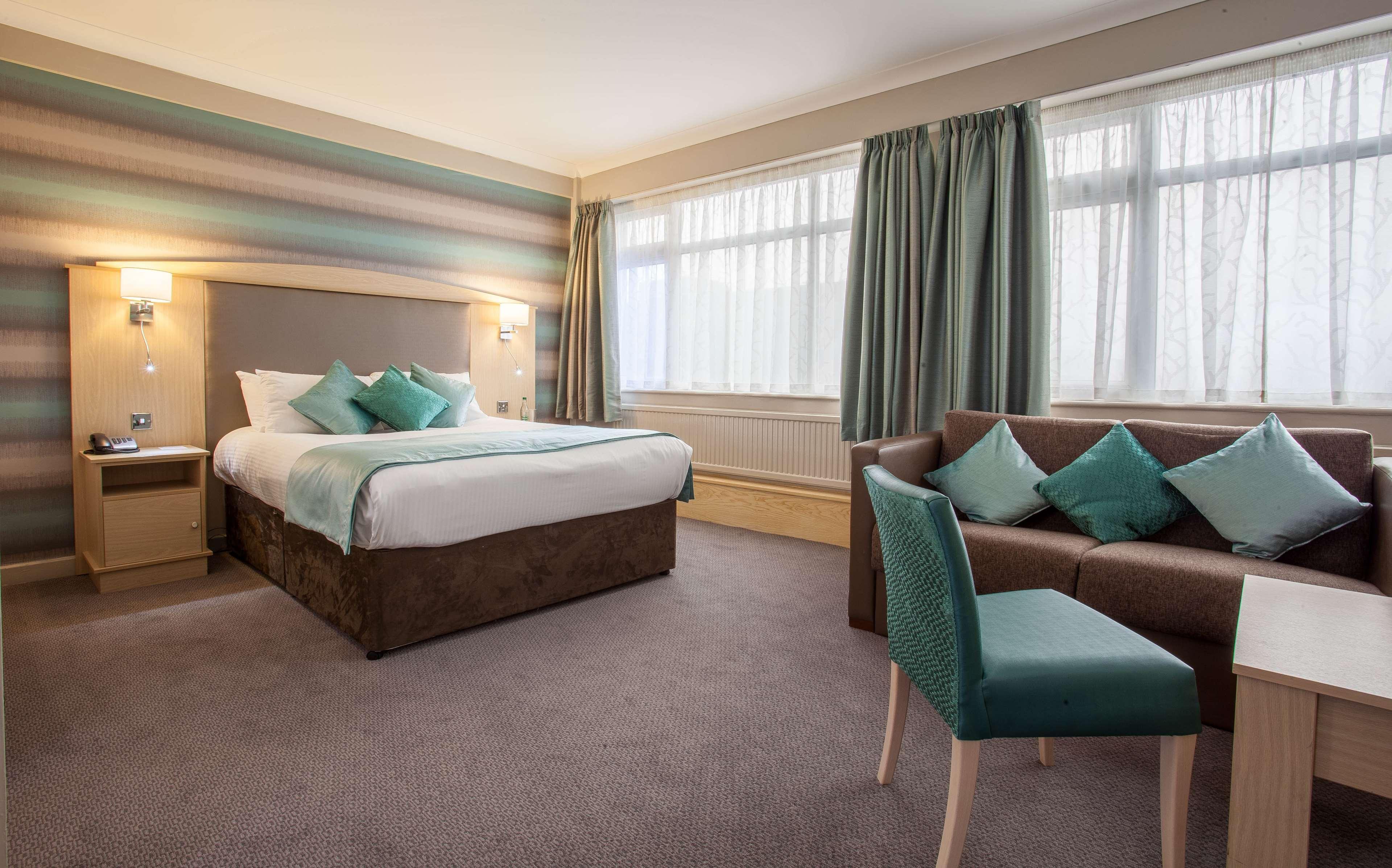Best Western Manchester Altrincham Cresta Court Hotel Exterior foto