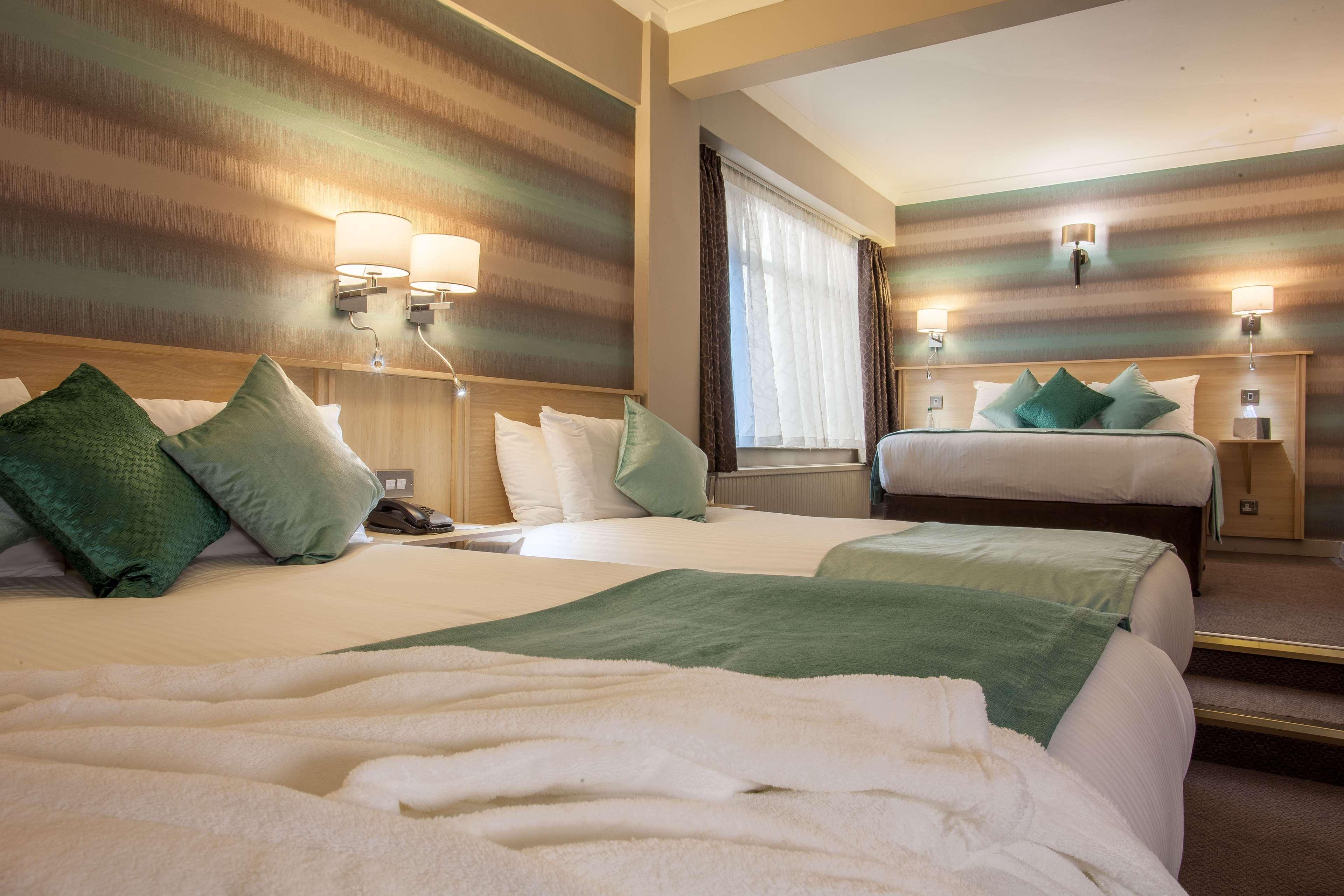 Best Western Manchester Altrincham Cresta Court Hotel Exterior foto