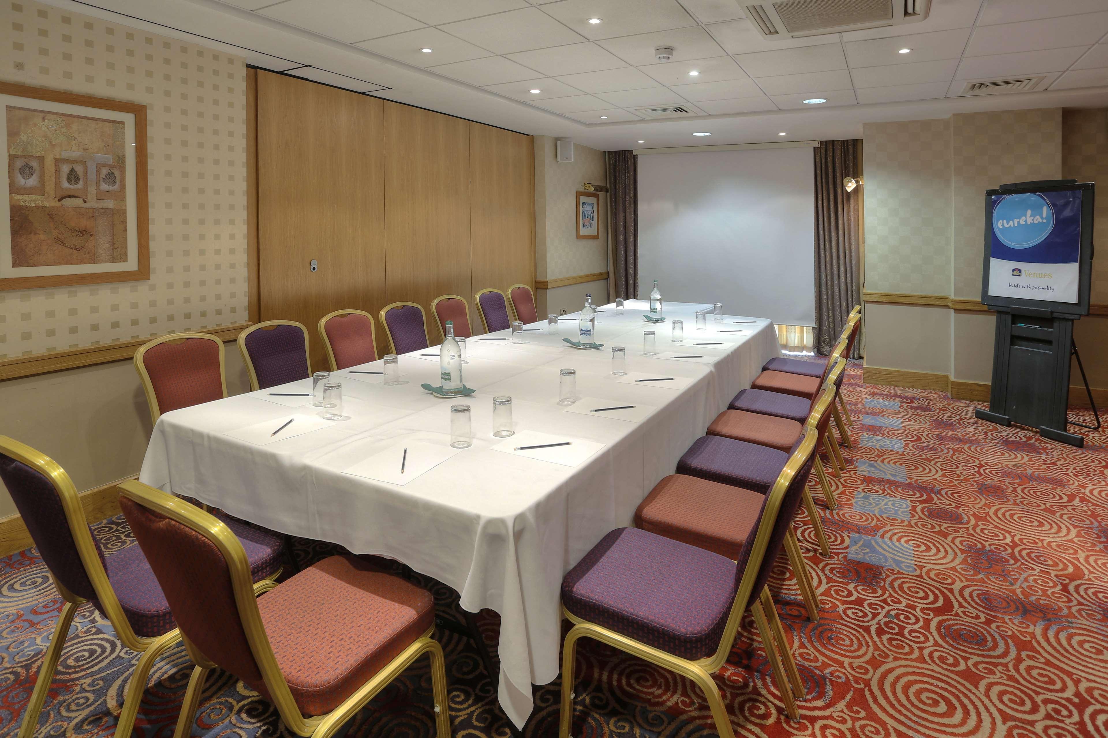Best Western Manchester Altrincham Cresta Court Hotel Exterior foto